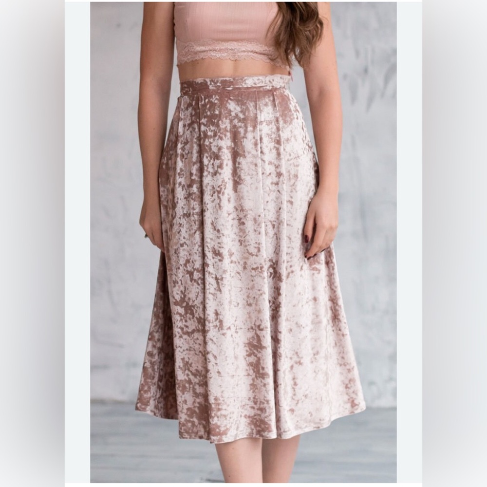 Terra & Sky Velvet Midi Skirt - Cream